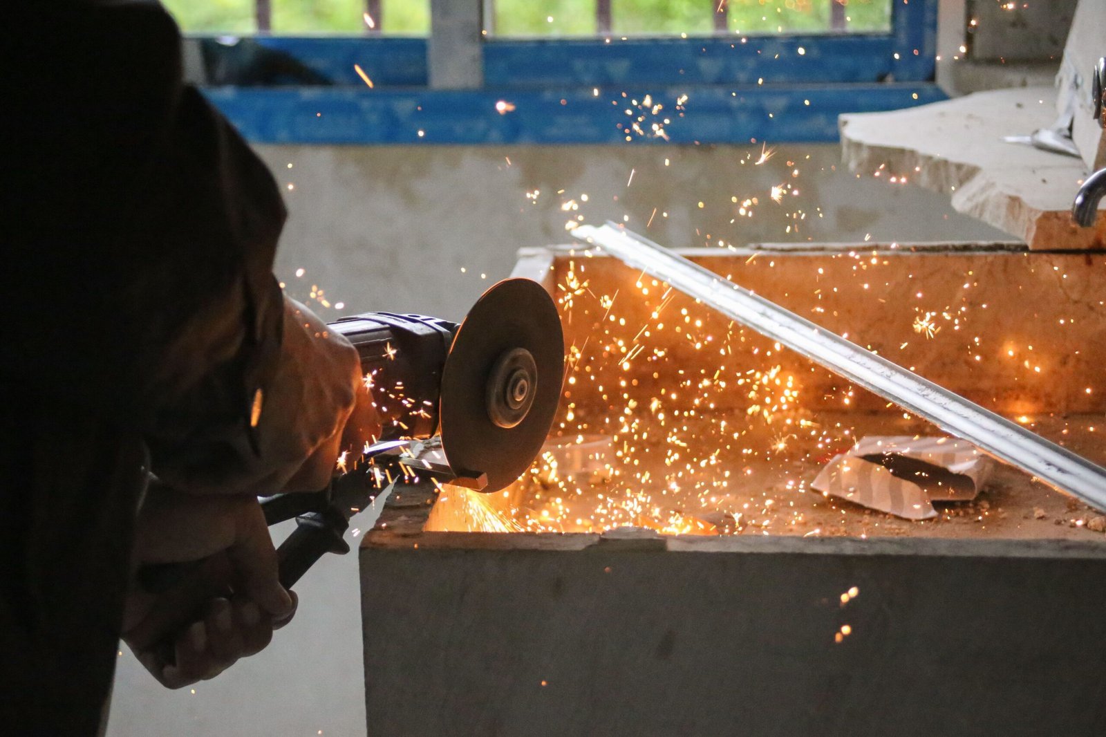 Do bricklayers need insurance